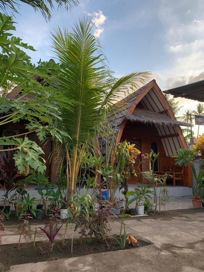 Mirna Homestay Gili Air Exteriér fotografie