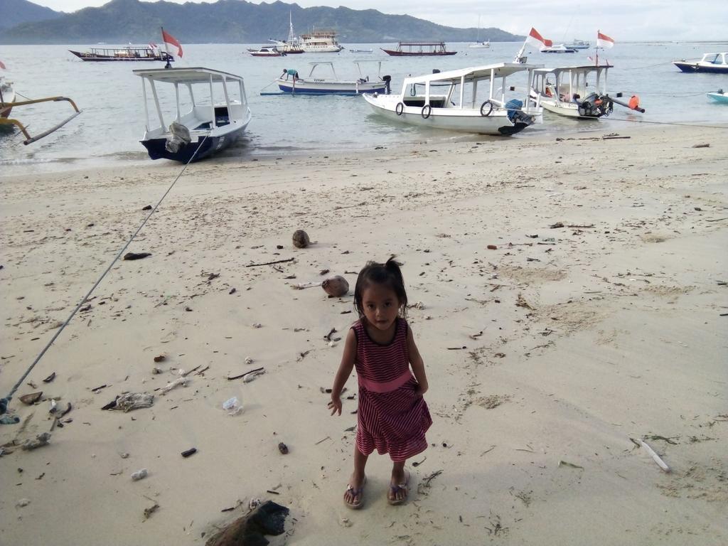 Mirna Homestay Gili Air Exteriér fotografie